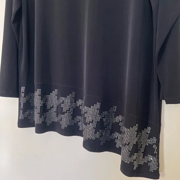 Susan Graver Artisan Womens Top Black 1X Asymmetrical Rhinestone Casual Shimmer - Picture 10 of 16